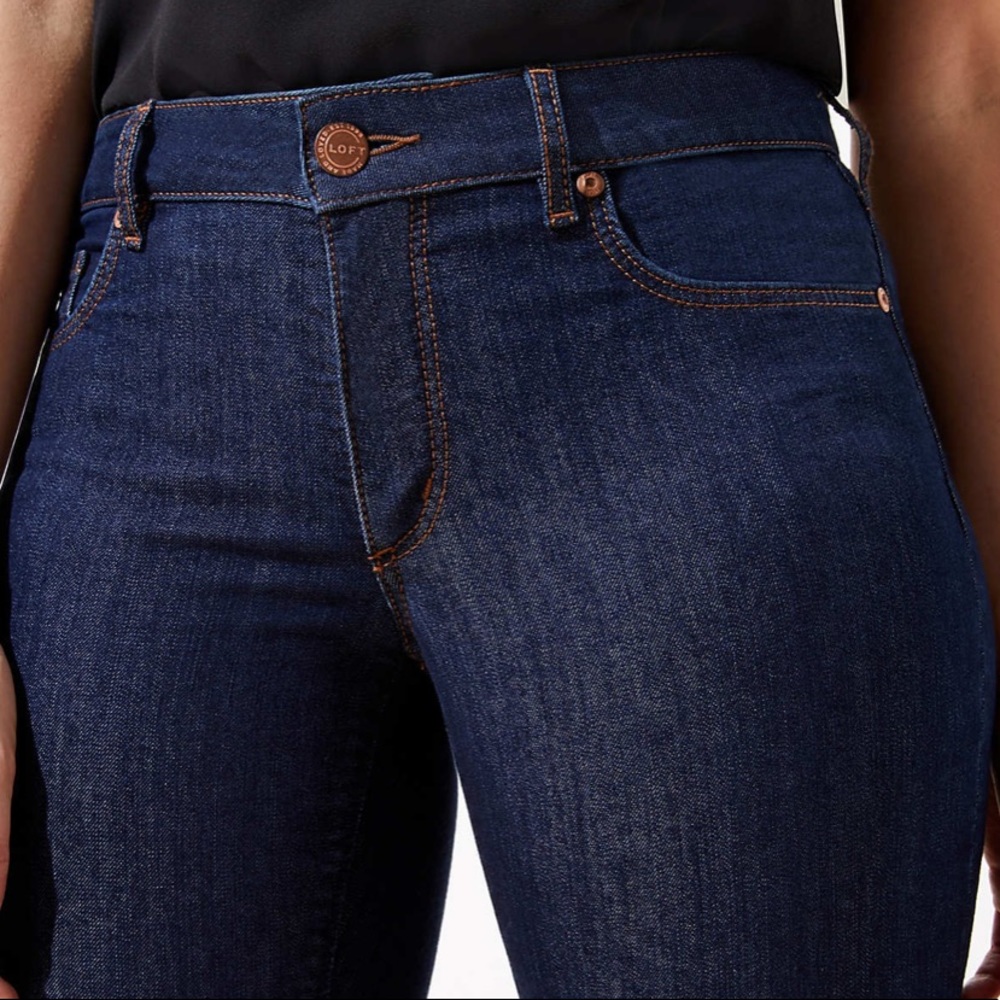 Loft Curvy Skinny Jeans - Picture 2 of 4